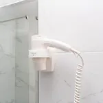 Dream Hotel *